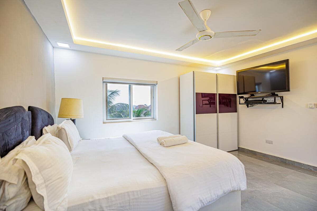 Ocean Villa Heights Бруфут Экстерьер фото
