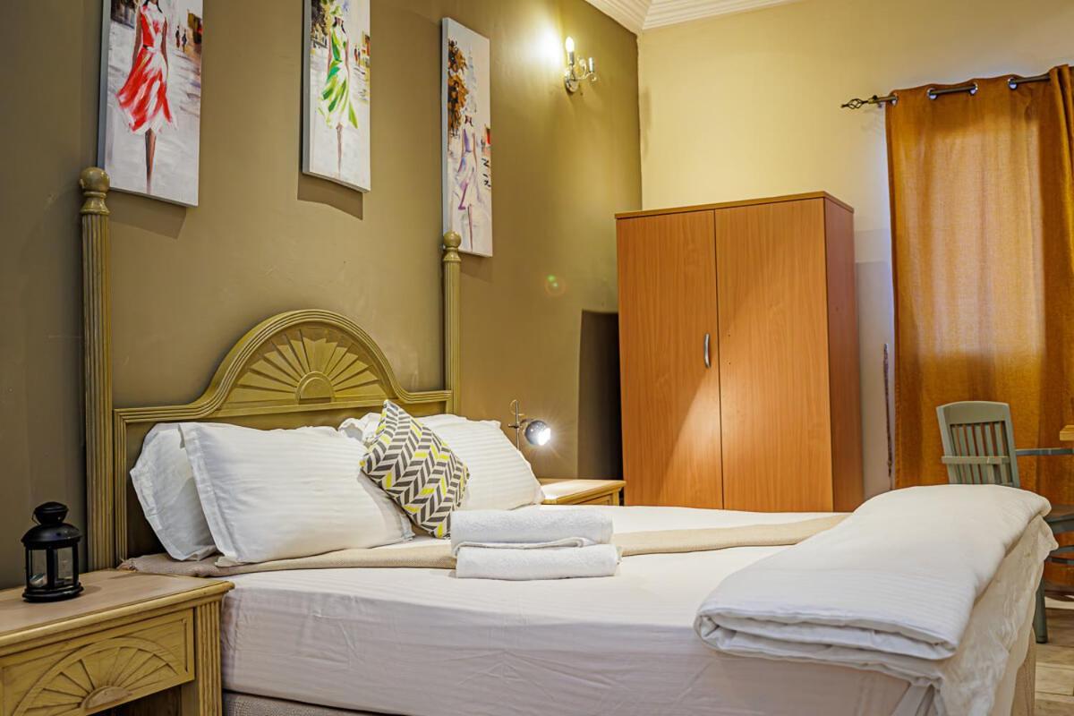 Ocean Villa Heights Бруфут Экстерьер фото