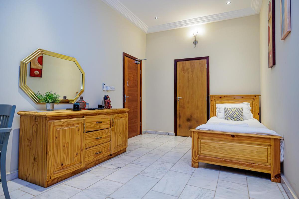 Ocean Villa Heights Бруфут Экстерьер фото